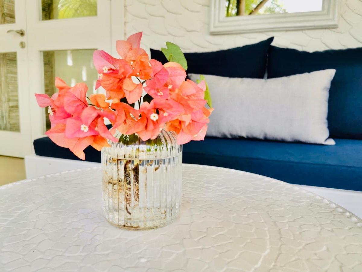 The Good Life - Eco & Serenity Boutique - Adults Only Bed & Breakfast Cap Malheureux